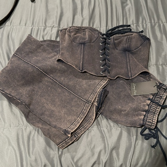 ViVI Pants - Vici 2 piece fleece set corset top and baggy pants size L in both